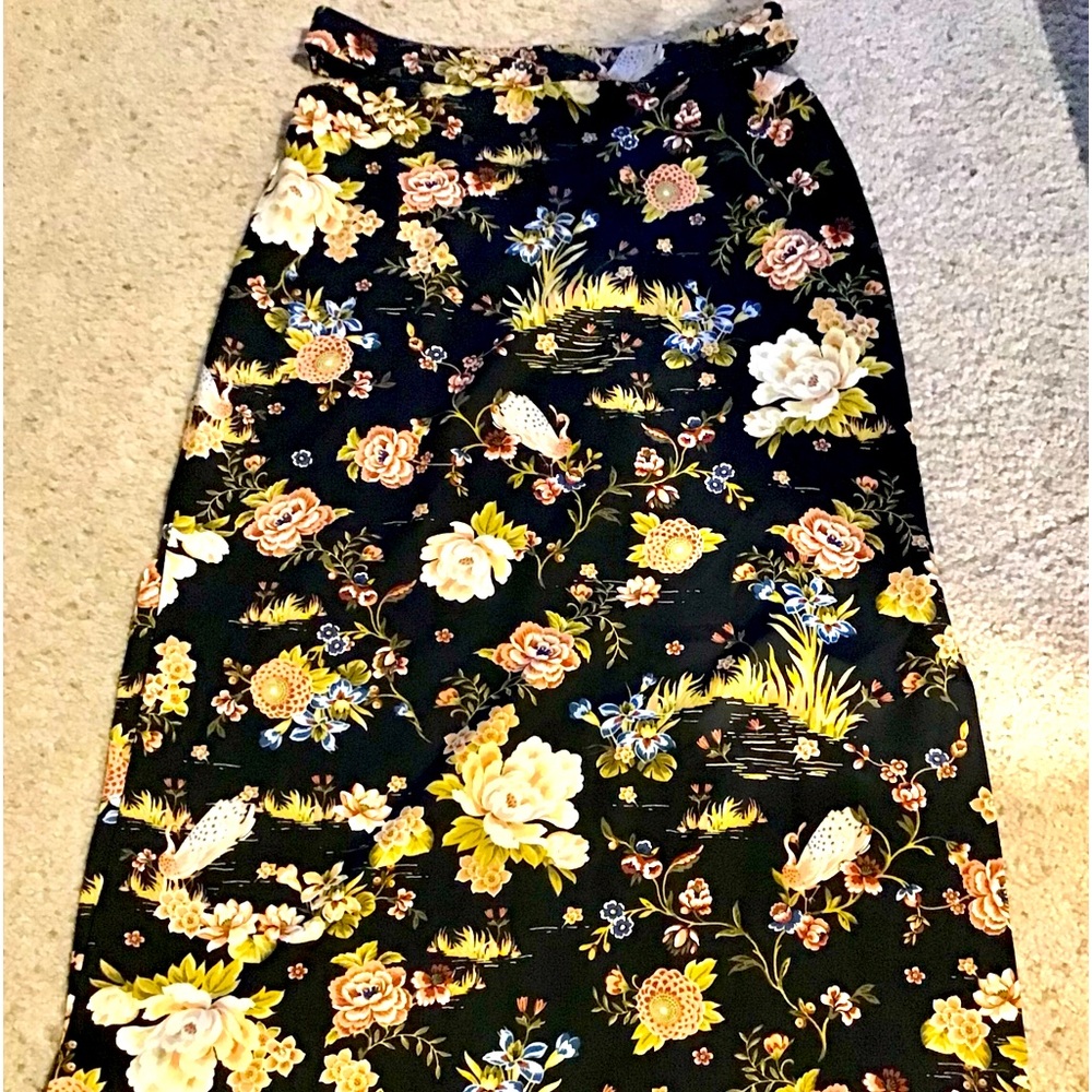 New Zara Maxi skirt Asian Botanical Print sz L
